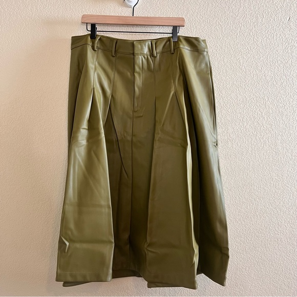 Anthropologie Dresses & Skirts - Anthropologie Faux Leather Green Trouser Midi Skirt Size 20W NWT